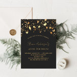 Invitación Estrellas de oro negro de cumpleaños fiesta elegan<br><div class="desc">Una elegante invitación de cumpleaños para hombres y mujeres. Fondo negro,  decorado con estrellas doradas. Personalice y agregue su nombre y detalles del fiesta.</div>