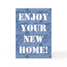 Estreno de una casa azul del plástico de burbujas