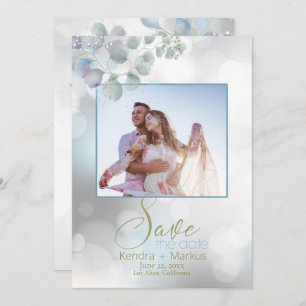Invitación Eucalyptus de Bokeh Dusty Blue Laurel salva la fec