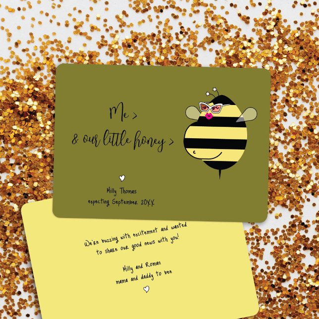 Invitación Expecting Mom Bee w/Glasses Pregnancy Announcement (Subido por el creador)