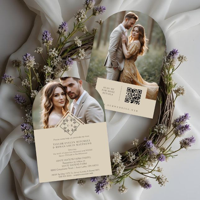 Invitación Exquisite Minimalist Wedding Botanical Monogram (Exquisite Minimalist Wedding Design Botanical Monogram and Initials Invitations Cards with QR Code.)