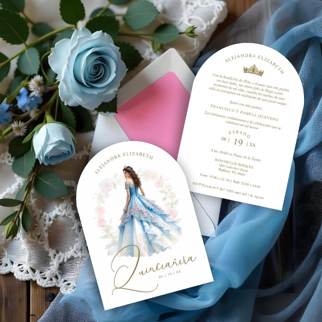 Invitación Exquisite Spanish Doll Quinceañera in Blue & Pink (Exquisite Romantic Chic Spanish Doll Quinceañera in Blue & Pink Ball Gown Invitations Cards.)