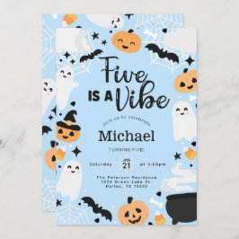 Invitación Fantasma cinco de Halloween es una fiesta de cumpl