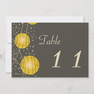 Invitación Faroles festivos con gris pastel y amarillo dorado