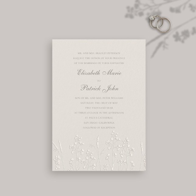 Invitación Faux Grabado en relieve Wildflowers Ecru Boda form (formal traditional wedding invitation faux embossed wildflowers art sketch ecru modern classic)