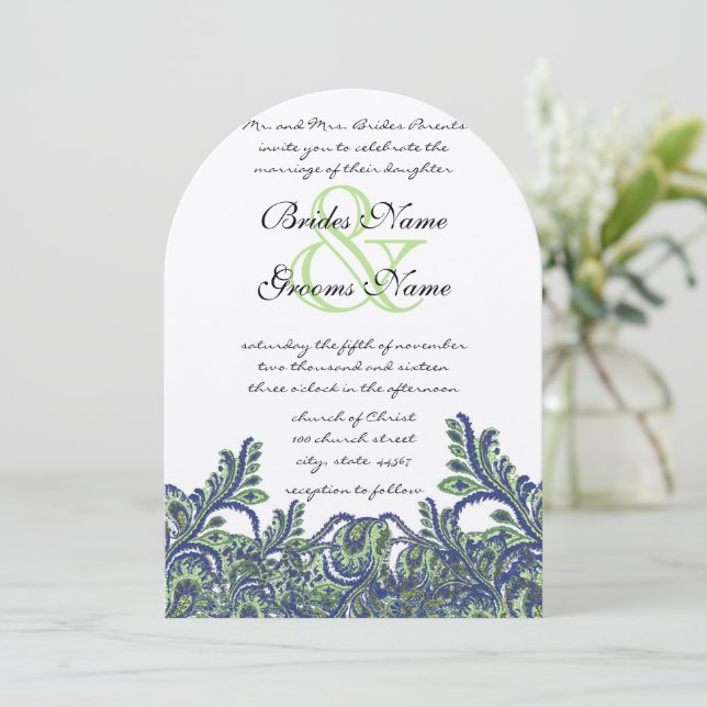 Invitación Feathery Royal Blue Green Paisley Peacock Boda (Anverso de pie)