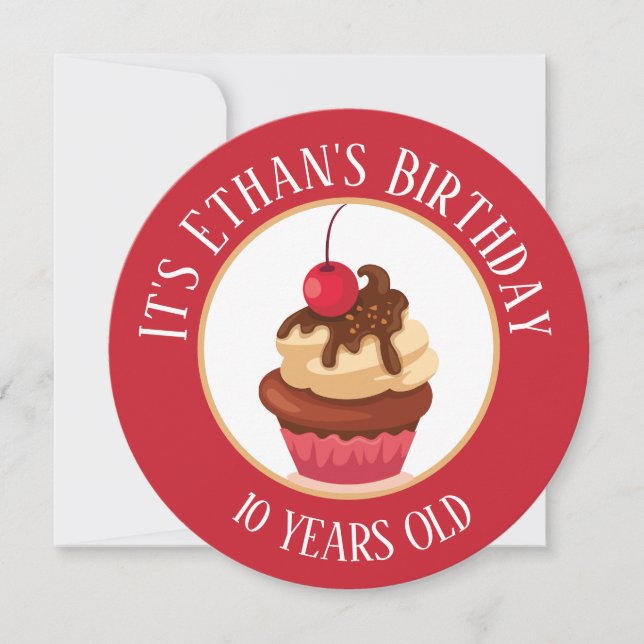 Invitación Feliz Cumpleaños, Cupcake con Cereza en la Parte S (Anverso)