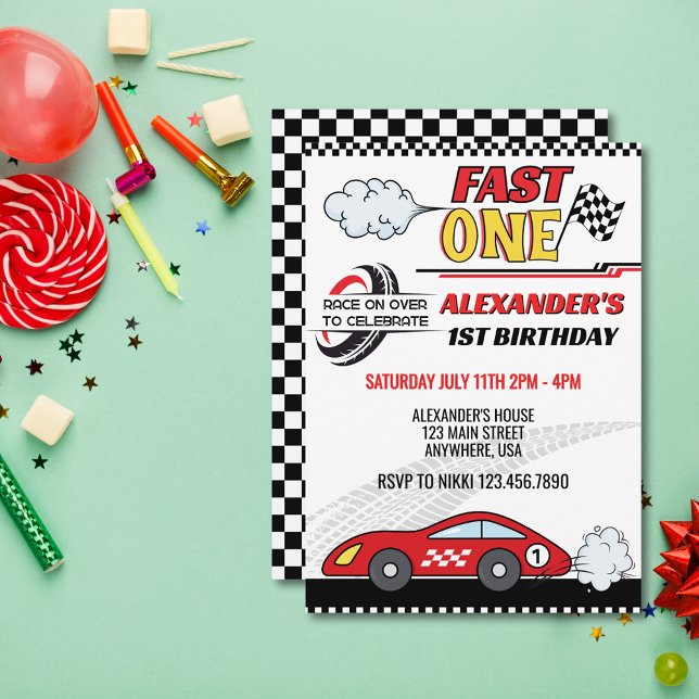 Invitación Feliz cumpleaños de un coche de carreras rojas (Subido por el creador)