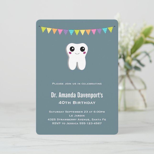 Invitación Feliz cumpleaños dental diente sonriendo lindo (Anverso de pie)