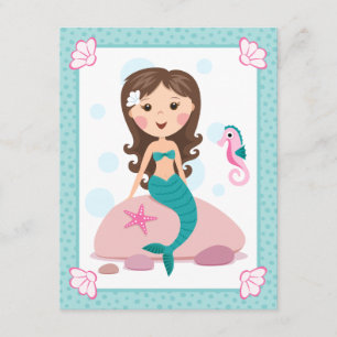 Invitación femenina linda del cumpleaños del chica