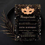 Invitación Festividad de cumpleaños de polvo de purpurina de<br><div class="desc">Para una elegante Mascarada,  50 años (o cualquier edad) de cumpleaños. Un elegante fondo negro. Decorado con un polvo falso purpurina dorado y una máscara de mascarada. Personalice y agregue un nombre,  edad y detalles del fiesta. El nombre se escribe con un guión de estilo con letras a mano</div>