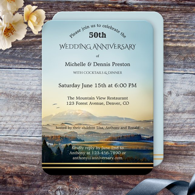 Invitación Fiesta de aniversario de boda de montañas pintadas (Elegant wedding anniversary invitation featuring a pretty painted mountain landscape scene)