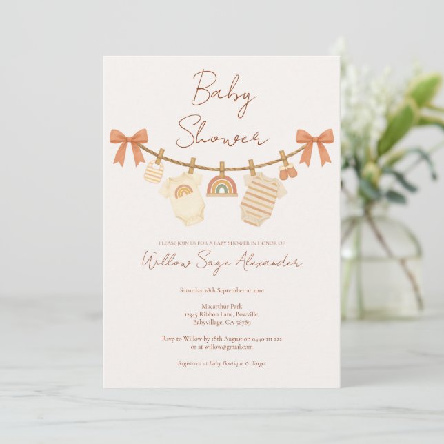 Invitación Fiesta de Bebé con Ropa Tendida Boho Neutral (Anverso de pie)
