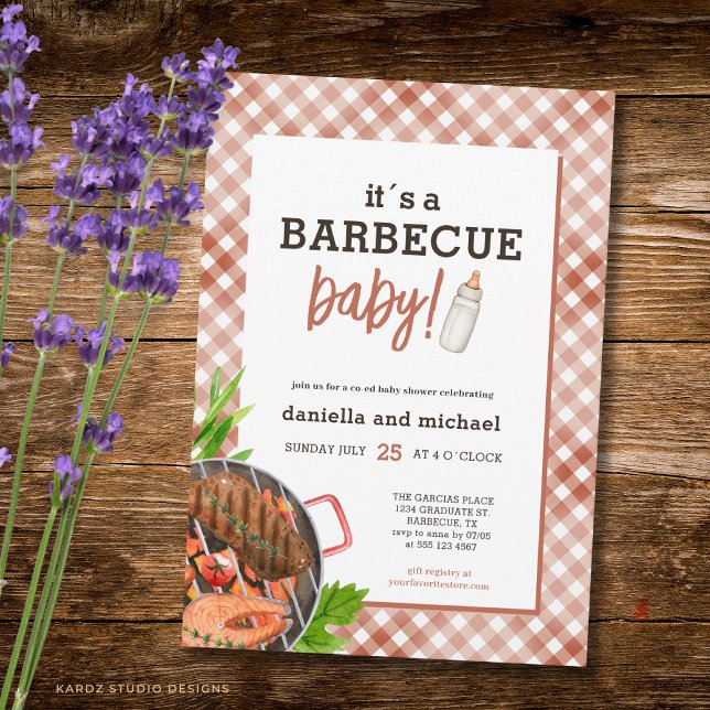 Invitación Fiesta de Bebé Parrillada Rústica (Front of the invitation is shown in 5x7-inch. Choose size, paper, and corner style.)