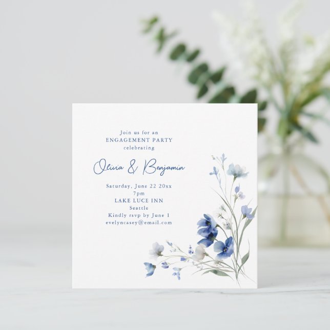 Invitación Fiesta de compromiso floral azul acuarela romántic (Anverso de pie)