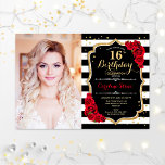 Invitación Fiesta de cumpleaños 16 con foto - Red Gold Black<br><div class="desc">Invitación a la fiesta de cumpleaños número 16 con tu foto. Presenta rayas blancas negras,  fuente de escritura,  rosas rojas y confeti. Elegante diseño rojo blanco negro con oro falso purpurina. Perfecto para una elegante celebración de dieciséis días.</div>