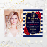 Invitación Fiesta de cumpleaños 16 con foto - Rojo de oro de<br><div class="desc">Invitación a la fiesta de cumpleaños número 16 con tu foto. Presenta rayas blancas de la marina,  letra de guión,  rosas rojas y confeti. Elegante diseño de color rojo blanco azul real con oro falso purpurina. Perfecto para una elegante celebración de 16 días.</div>