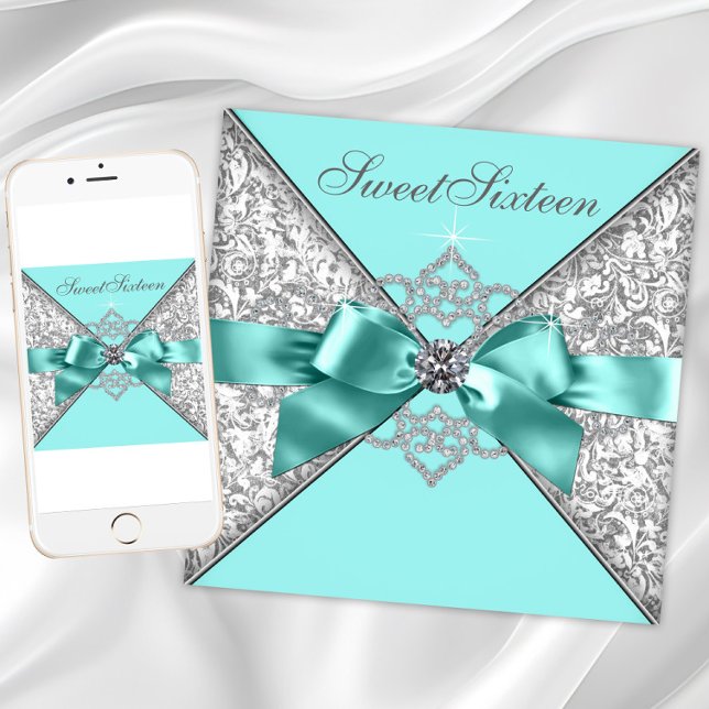 Invitación Fiesta de cumpleaños 16 dulces de diamantes blanco (Teal blue silver sweet sixteen invitation with pretty diamonds and bow. Any number or event.)