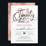 Invitación Fiesta de cumpleaños 21 de la moda Rose Gold<br><div class="desc">Invite a su familia y amigos a celebrar su 21 cumpleaños con estas elegantes invitaciones. Características de diseño oro rosa número 21,  guión caligráfico con letra manuscrita ''veintiuno'' en un fondo blanco. Personalice con detalles de la fiesta en letras modernas y negras. Perfecto para los 21 años.</div>