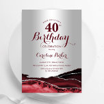 Invitación Fiesta de cumpleaños 40 de la Agate de Plata Roja<br><div class="desc">Invitación a la fiesta de cumpleaños número 40 de color rojo y plata de Borgoña. Elegante diseño moderno con fondo geodésico de mármol agate acuarela, letra falsa purpurina plateada y tipografía. La carta de invitación de moda es perfecta para una elegante celebración del cumpleaños de las mujeres. Invitaciones Zazzle impresas...</div>