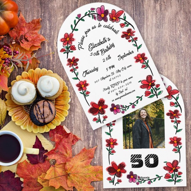 Invitación Fiesta de cumpleaños 50 blanco con flores capricho (Subido por el creador)