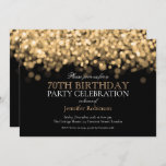 Invitación Fiesta de cumpleaños 70 Glam Gold Lights<br><div class="desc">Elegante diseño de invitación de cumpleaños 70 con sofisticado motivo Gold Lights,  nombre y fecha personalizados y texto adicional. Impresione a su familia y amigos con este diseño moderno y elegante.</div>