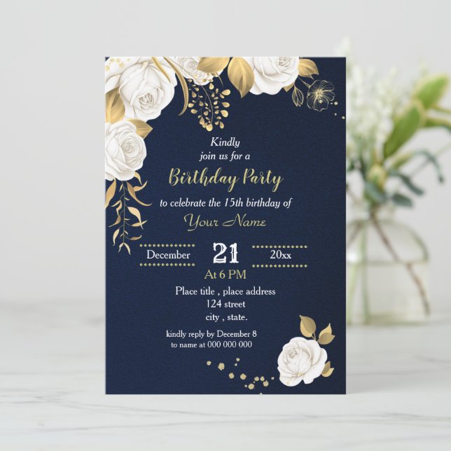 Invitación fiesta de cumpleaños azul marino floral blanca y d (Anverso de pie)
