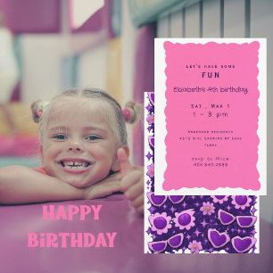 Invitación Fiesta de cumpleaños caprichosa de púrpura y rosa 