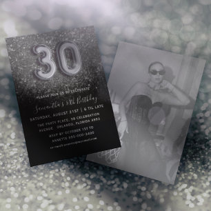 Invitación Fiesta de cumpleaños con brillo plateado y negro n