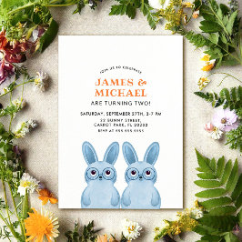 Invitación Fiesta de cumpleaños de gemelos con conejos azules