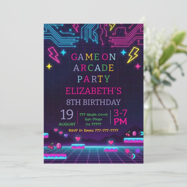 Invitación Fiesta de cumpleaños de juegos de arcade retro con (Anverso de pie)