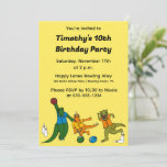 Invitación Fiesta de cumpleaños de Kids Bowling Alley<br><div class="desc">Estas invitaciones divertidas incluyen bolera de dinosaurios personalizados,  lo que las hace perfectas para jugar bolos en fiestas de cumpleaños. Son fáciles de personalizar con todos los detalles de tu fiesta con letras negras en negrita.</div>