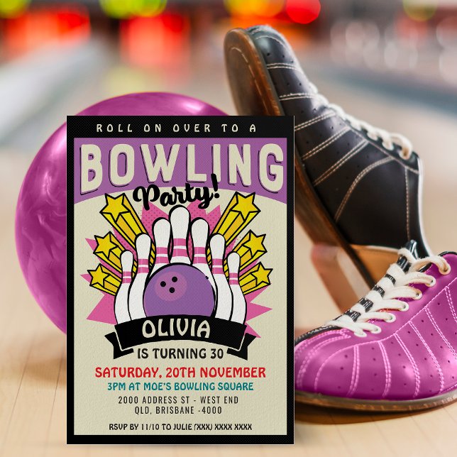 Invitación Fiesta de cumpleaños de la bolera Purple Retro (Inspired by retro 60's posters, this fantastic invitation will be right up your alley. )