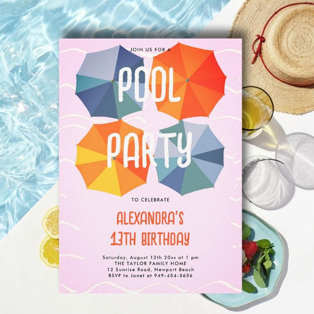 Invitación Fiesta de cumpleaños de la piscina paraguas adoles (teen pool party invitations for girls tween thirteen pink teal aqua blue umbrellas cute modern cool)