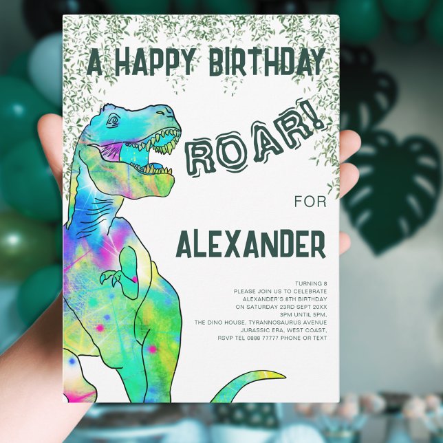 Invitación Fiesta de cumpleaños de la selva Dinosaur T-Rex (Dinosaur T-Rex roar jungle birthday party invitation with modern green typography and colorful dino)