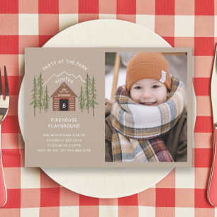 Invitación Fiesta de cumpleaños de Log Cabin Outdoorsman Moun