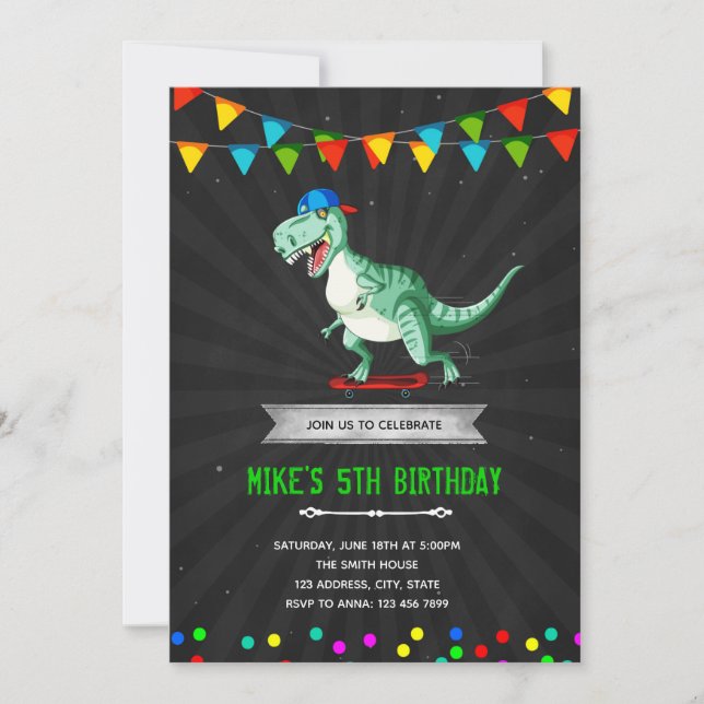 Invitación fiesta de cumpleaños de monopatín de dinosaurio (Anverso)