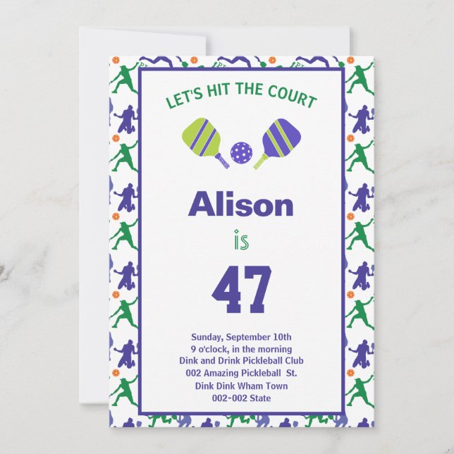 Invitación Fiesta de cumpleaños de Pickleball verde y morado  (Anverso)