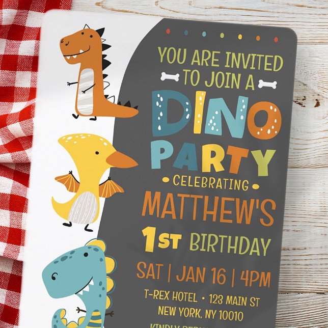 Invitación fiesta de cumpleaños de un niño de dinosaurio chin (Subido por el creador)