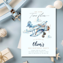 Fiesta de cumpleaños del niño viajero en avión azu