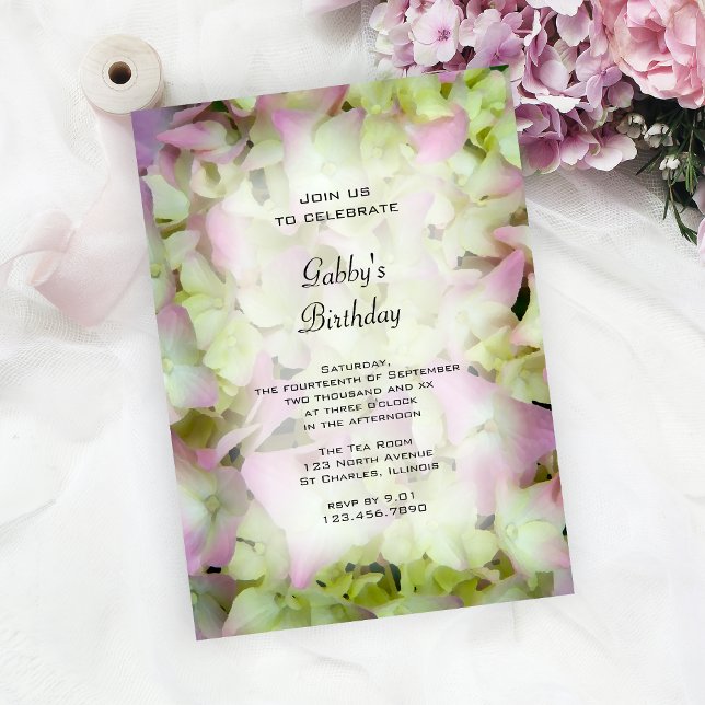 Invitación Fiesta de cumpleaños floral de Hydrangea casi rosa (Subido por el creador)