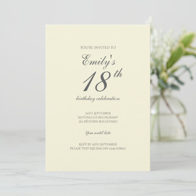 Invitación Fiesta de cumpleaños número 18 Moderna y Elegante  (Anverso de pie)