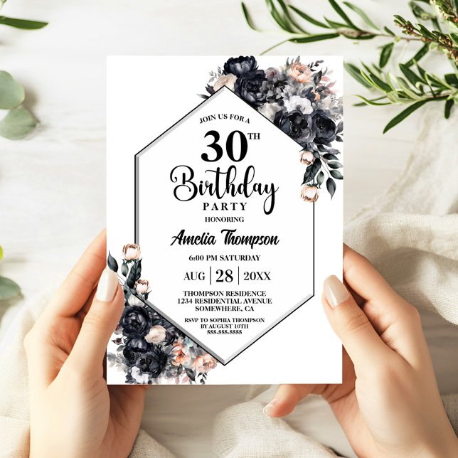 Invitación Fiesta de cumpleaños número 30 con flores negras e (Subido por el creador)