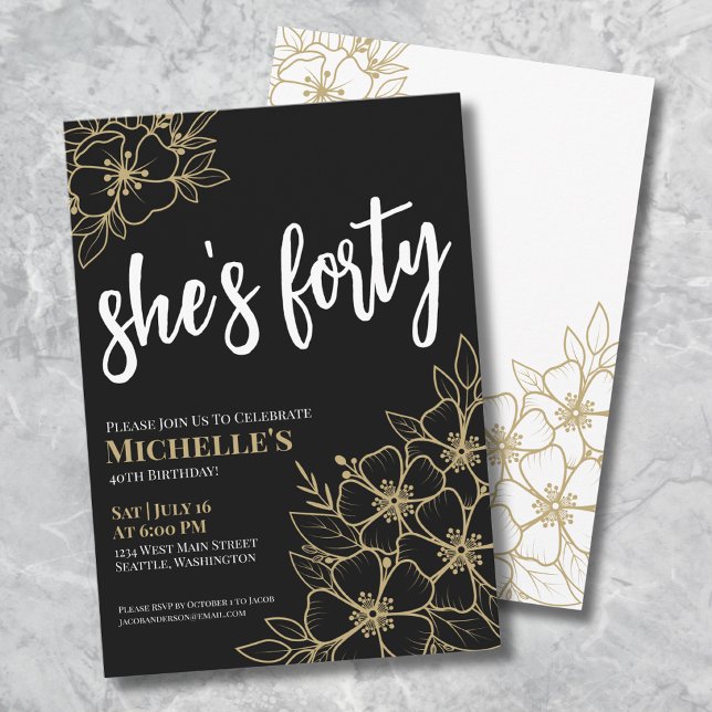 Invitación Fiesta de cumpleaños número 40 de Black Gold (Elegant Forty Black Gold 40th Birthday Party Invitation)
