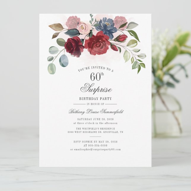 Invitación Fiesta de cumpleaños número 60 de Burgundy Floral (Anverso de pie)
