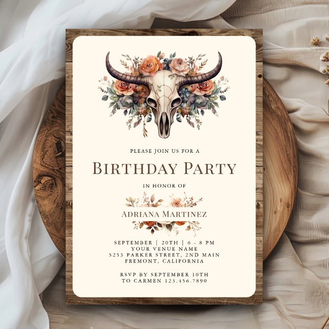 Invitación Fiesta de cumpleaños occidental cráneo de vaca flo (Subido por el creador)