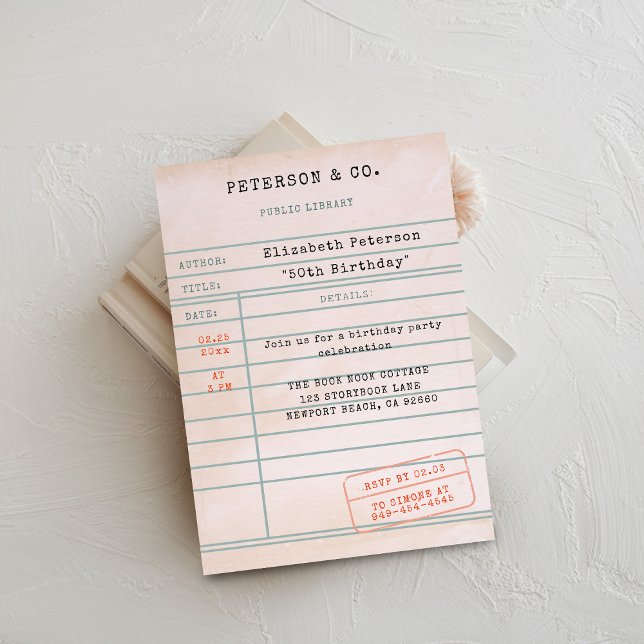 Invitación Fiesta de Cumpleaños para Amantes de Libros con Ta (book lover birthday party invitation library card vintage pink bookworm literary librarian type)