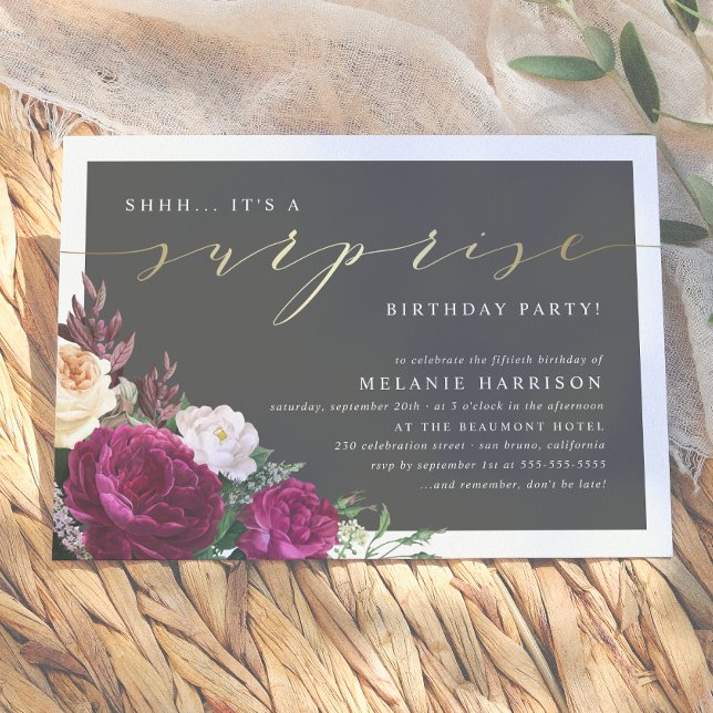 Invitación Fiesta de cumpleaños sorpresa floral dorado y burg (Subido por el creador)