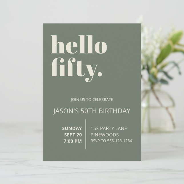 Invitación Fiesta de Cumpleaños Verde Sage Chic Bold Hello Fi (Anverso de pie)