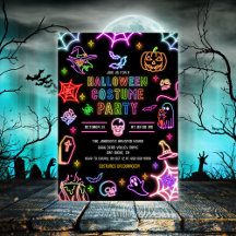 Fiesta de disfraces de Halloween con brillo de neó
